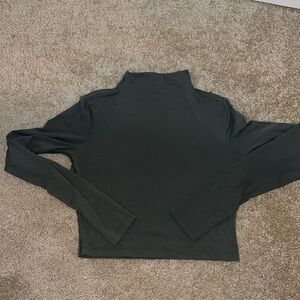 Lululemon crop mock neck top